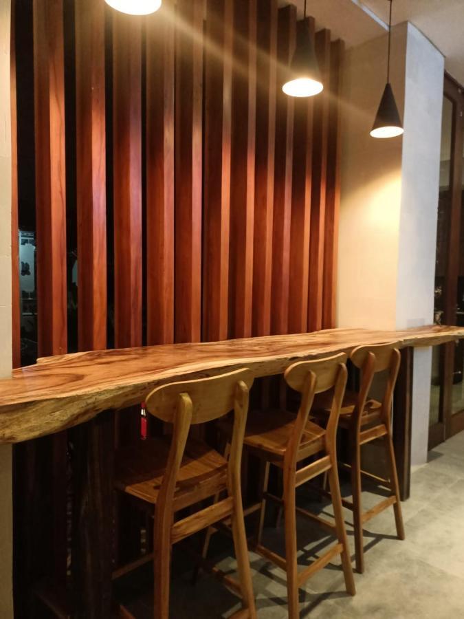 The Kd Suites & Coffee Shop Munggu Exterior photo